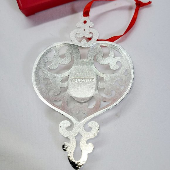 Lenox silver plated purple heart/spire ornament - Picture 3 of 7